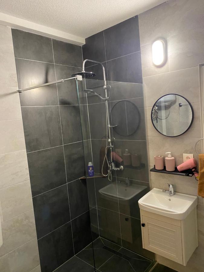 Zani Hostel 프리즈렌 외부 사진